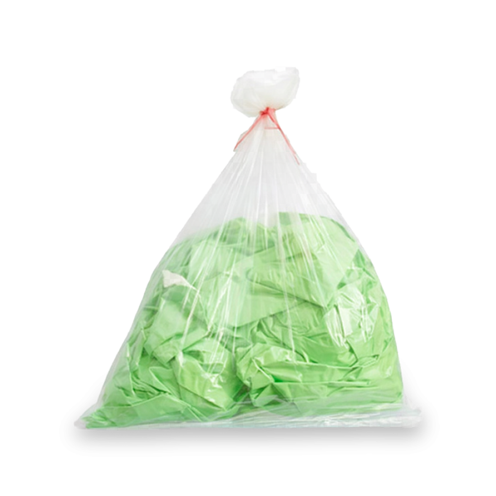 Bolsa hidrosoluble transparente con material de relleno, ideal para embalaje sostenible y reciclable.