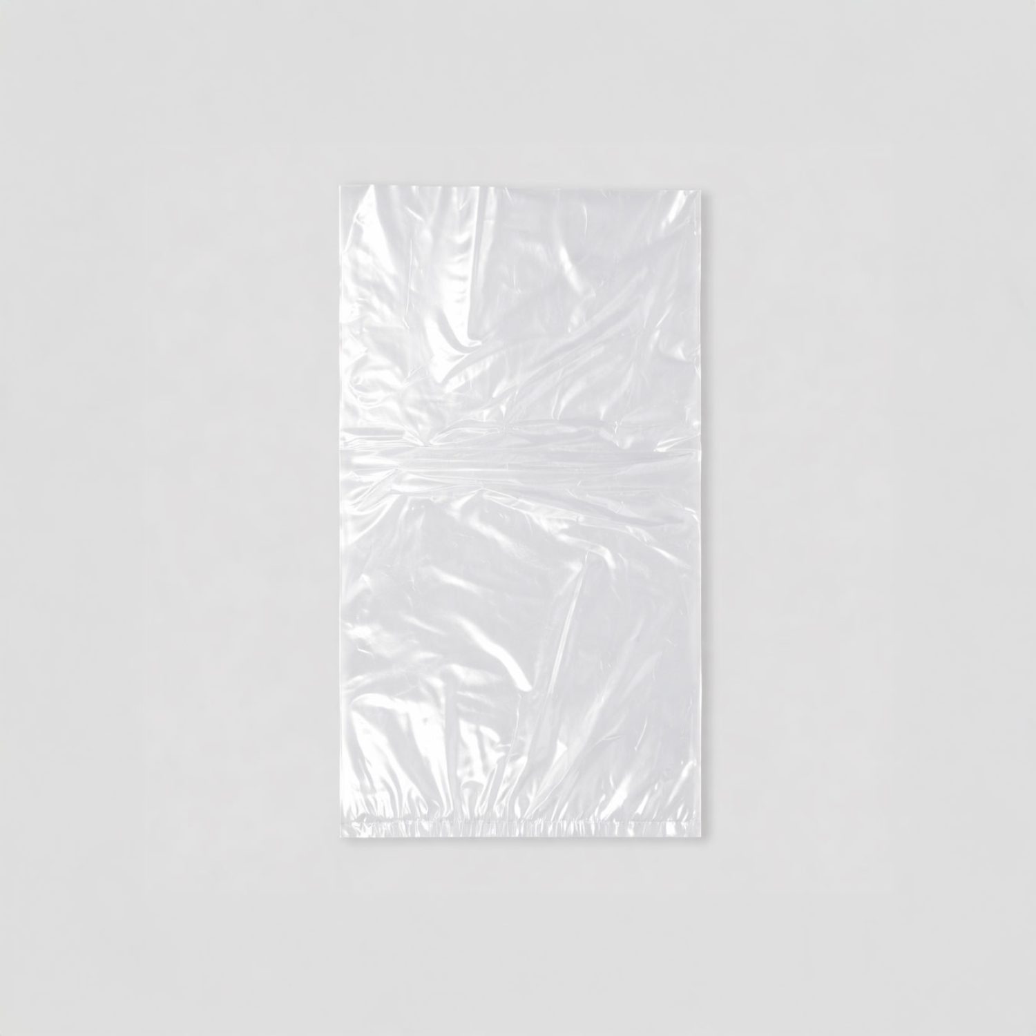 Bolsa de plástico transparente lisa, sin cierre, ideal para embalaje y protección de productos ligeros.