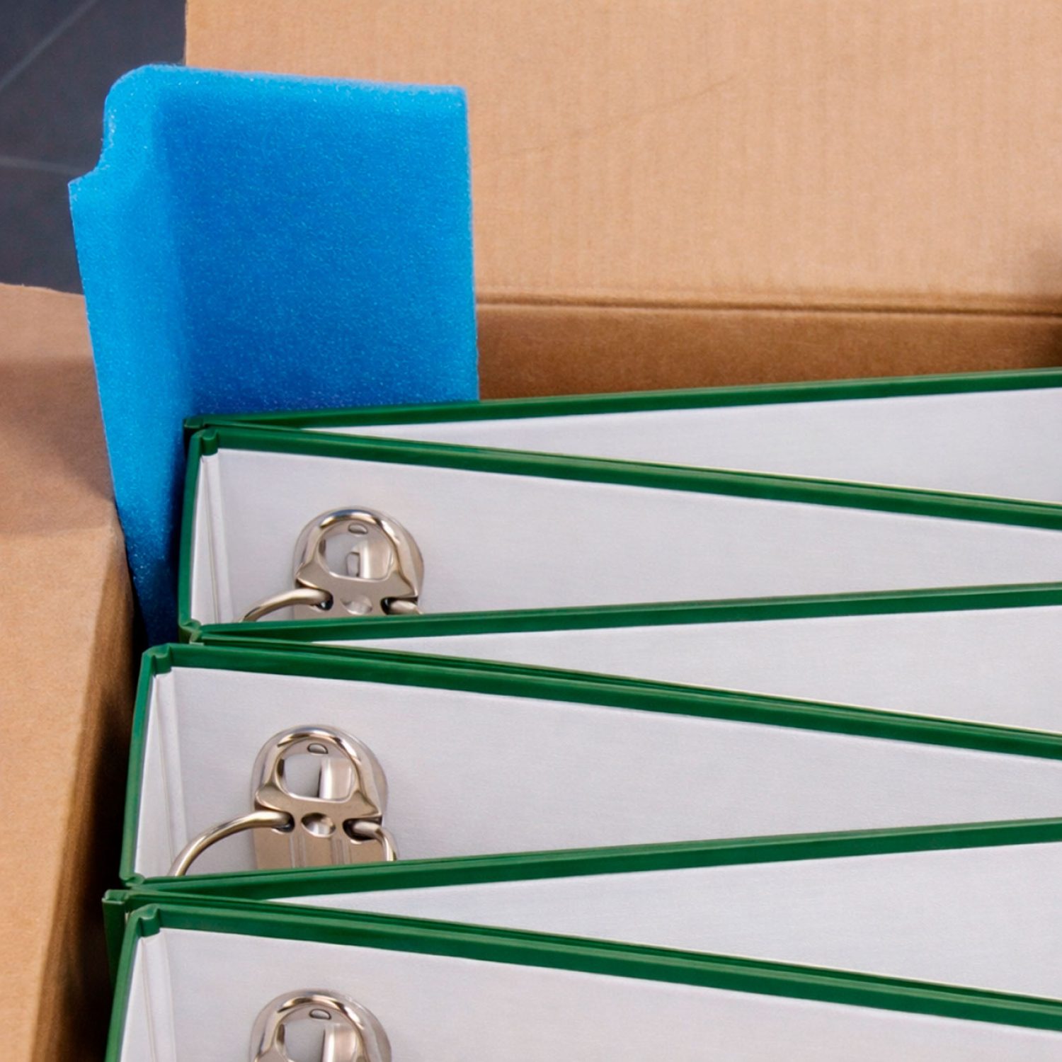 Perfiles y esquineras de espuma para protección de bordes y esquinas