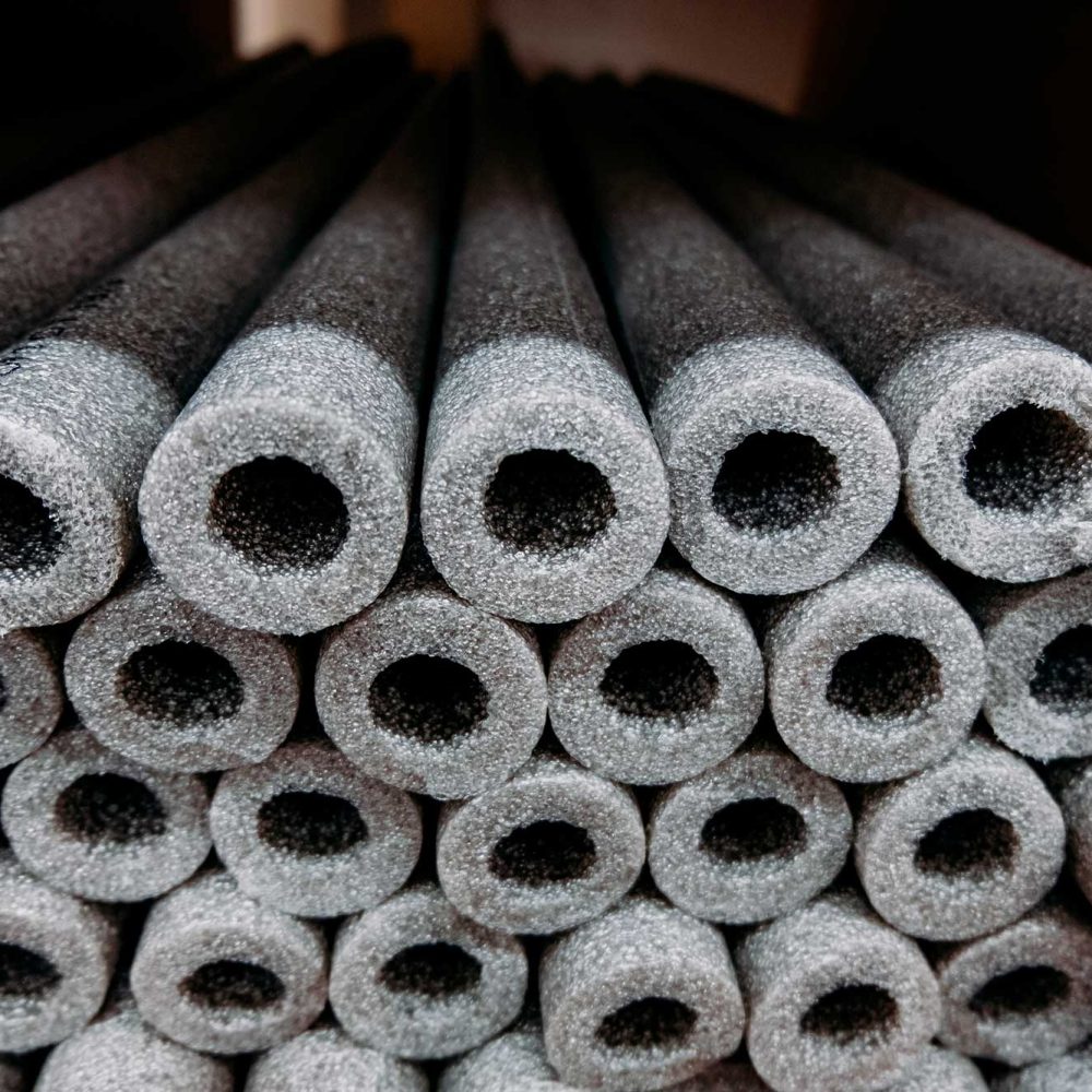 Tubopack de espuma para proteger y amortiguar tubos y piezas alargadas.